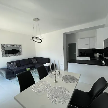 Sky Garden Appartement *