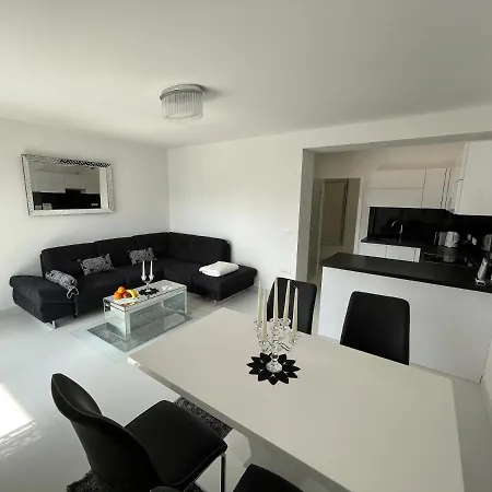 Apartment Sky Garden *