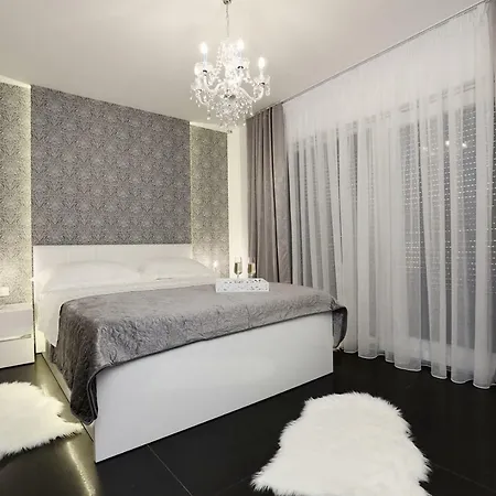 Sky Garden Apartamento *