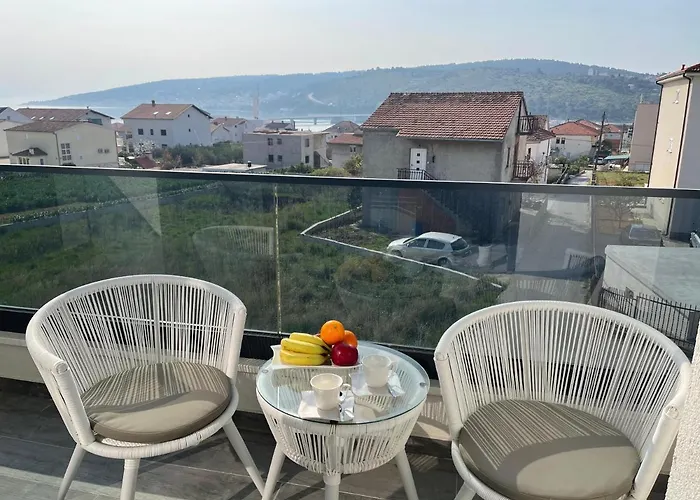 Sky Garden Apartment *