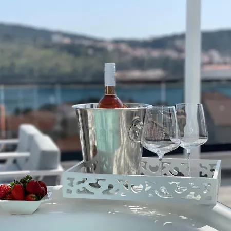 Sky Garden Τρογκίρ