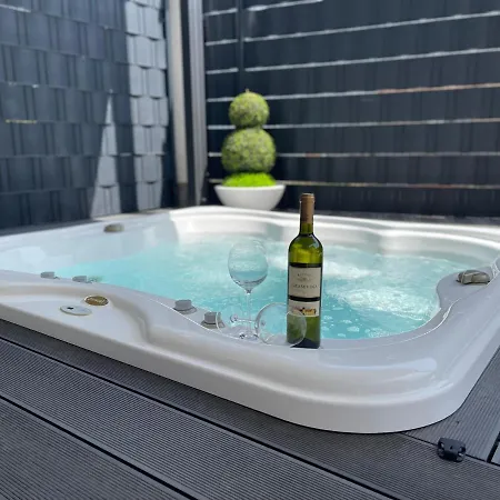 Sky Garden Τρογκίρ